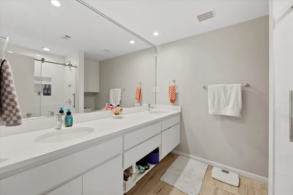 4319 Travis Street Dallas, TX 75205
