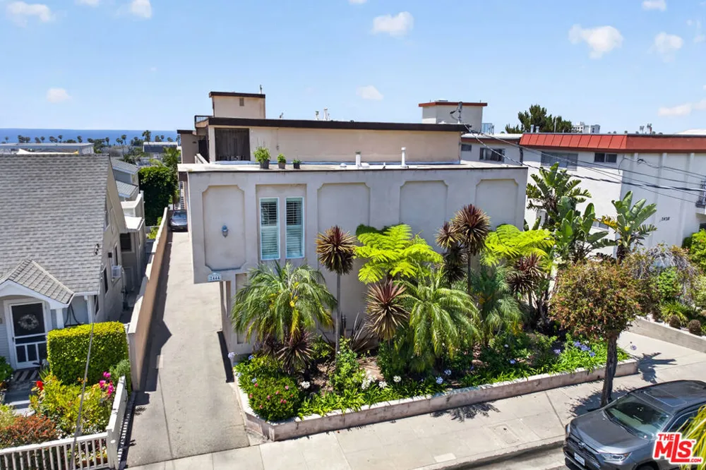 2444 4th Street #4 Santa Monica, CA 90405