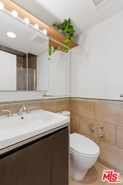 2444 4th Street #4 Santa Monica, CA 90405