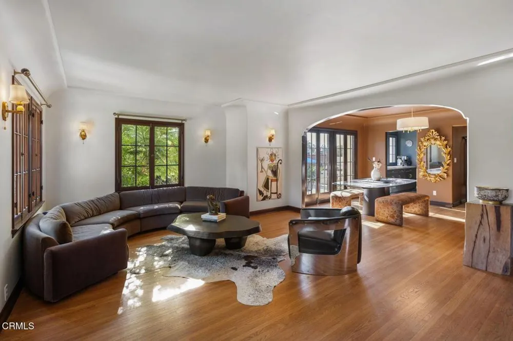 2384 E Orange Grove Boulevard Pasadena, CA 91104