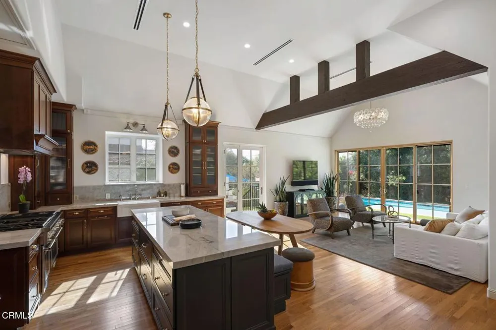 2384 E Orange Grove Boulevard Pasadena, CA 91104
