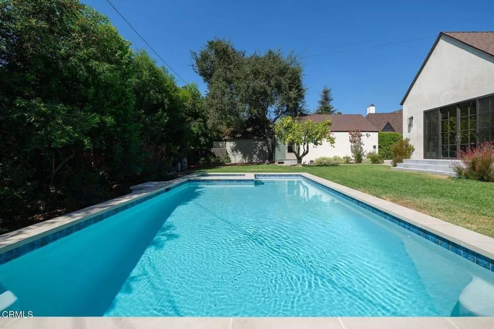 2384 E Orange Grove Boulevard Pasadena, CA 91104