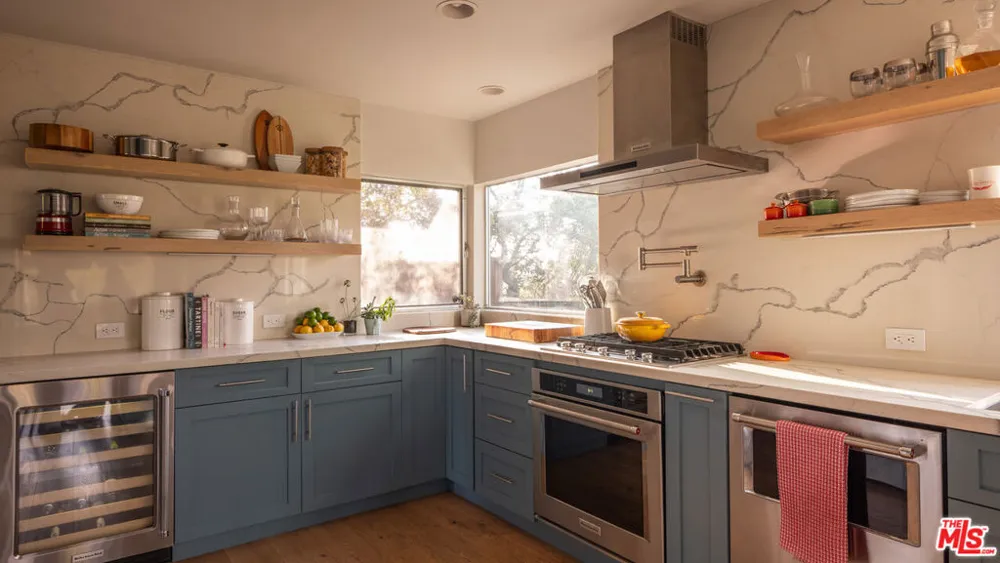 4901 El Canto Drive Los Angeles, CA 90041