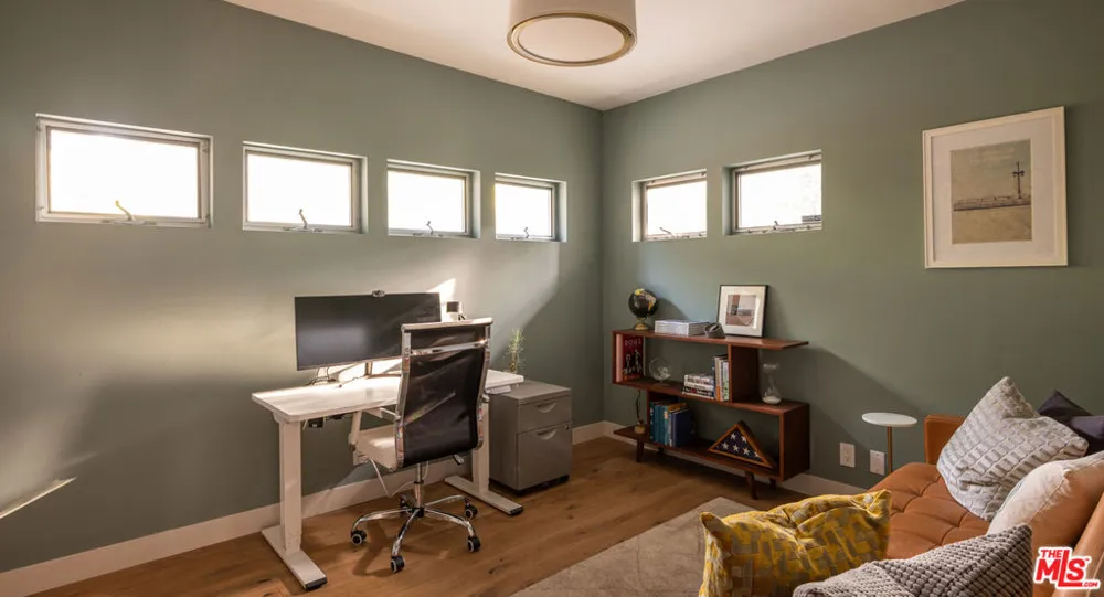 4901 El Canto Drive Los Angeles, CA 90041