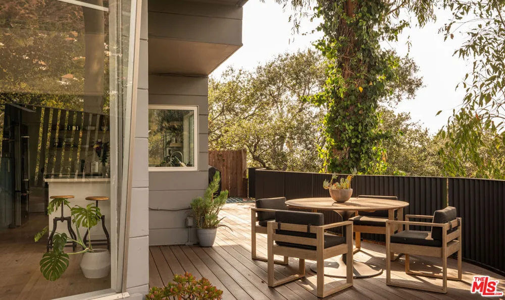 4901 El Canto Drive Los Angeles, CA 90041