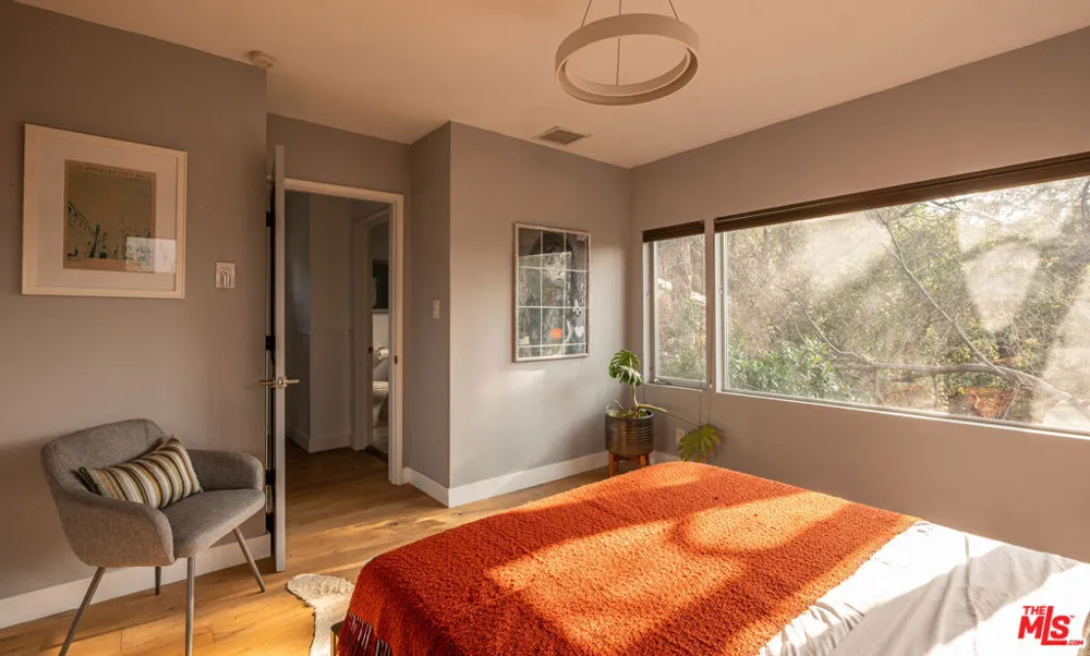 4901 El Canto Drive Los Angeles, CA 90041