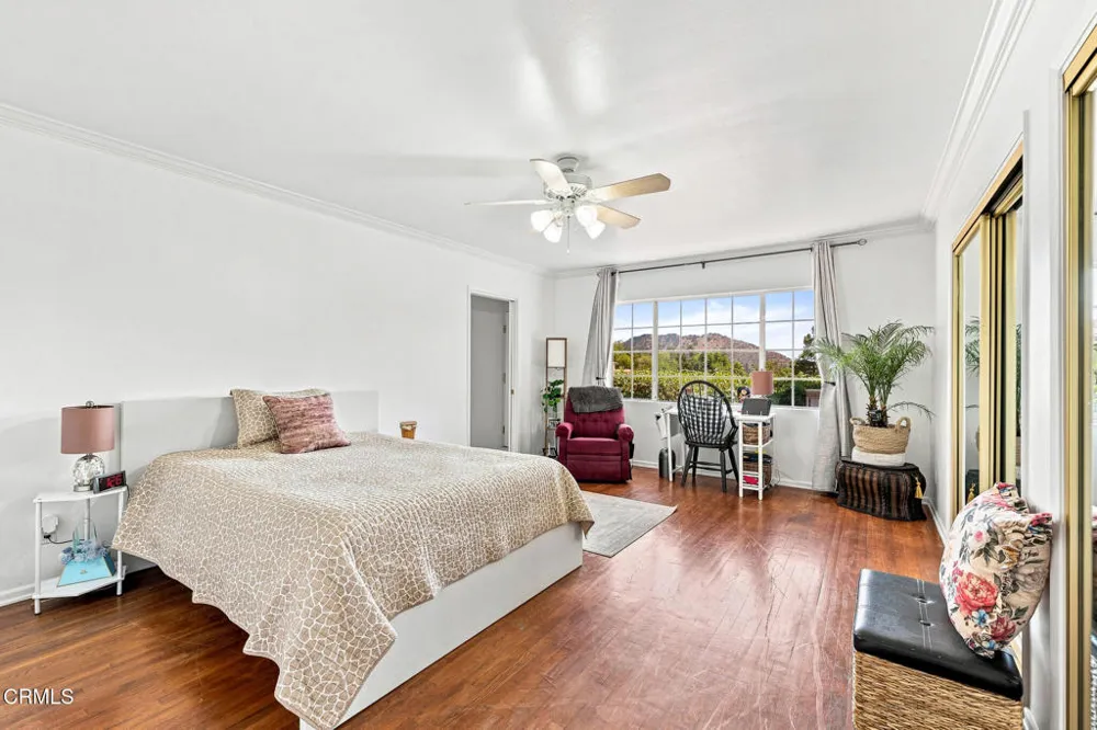 1480 E Glenoaks Boulevard Glendale, CA 91206