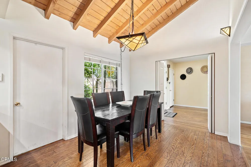 1480 E Glenoaks Boulevard Glendale, CA 91206