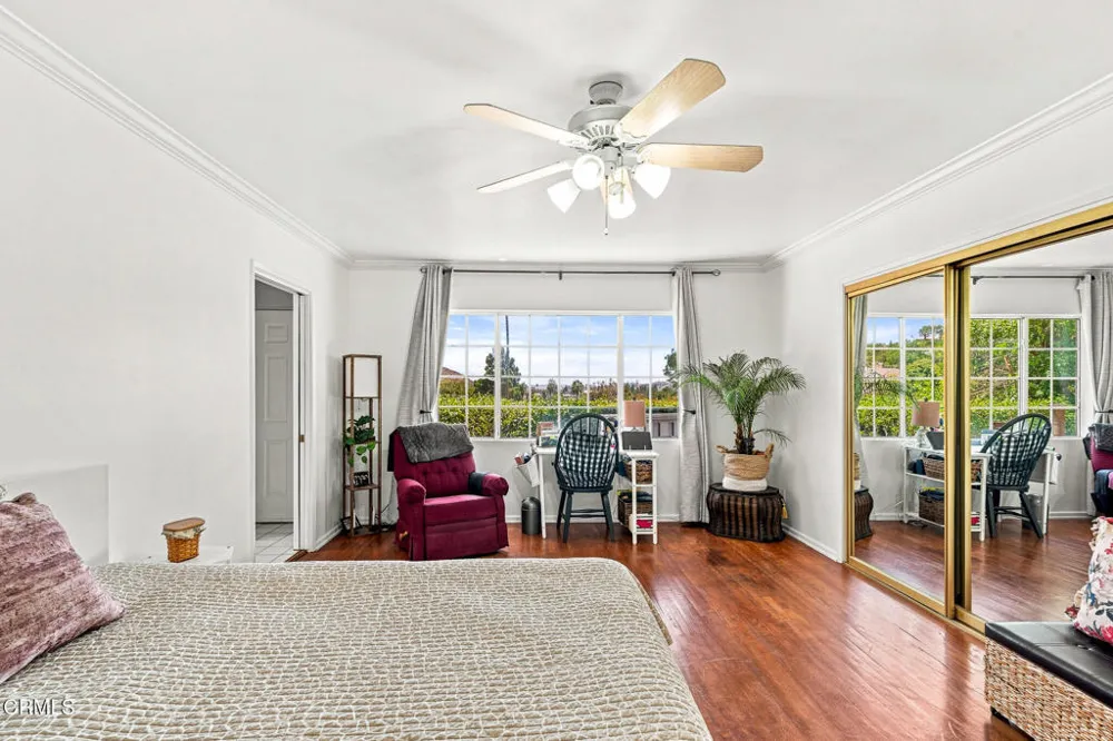 1480 E Glenoaks Boulevard Glendale, CA 91206