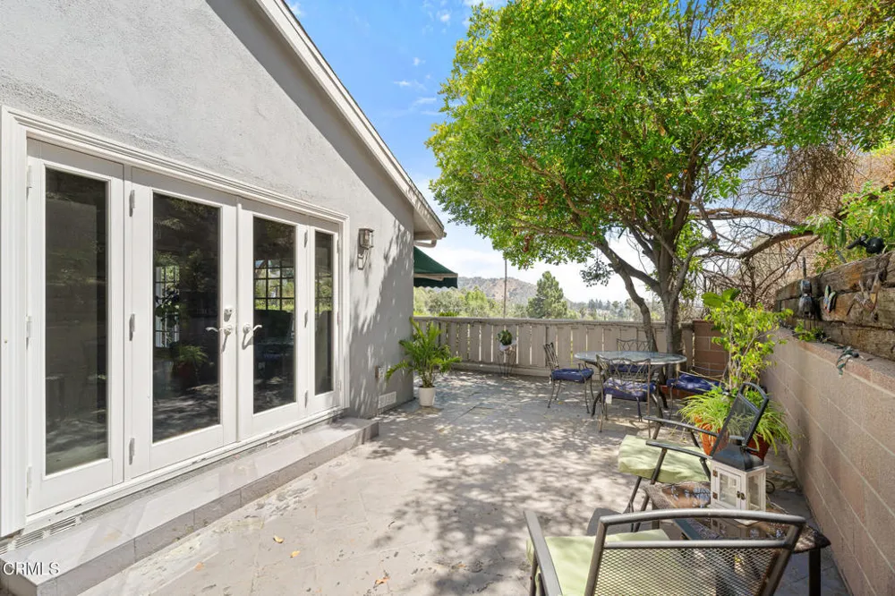1480 E Glenoaks Boulevard Glendale, CA 91206