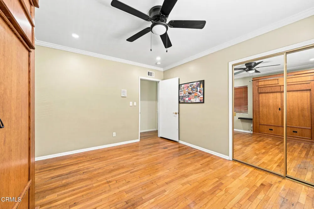 1480 E Glenoaks Boulevard Glendale, CA 91206