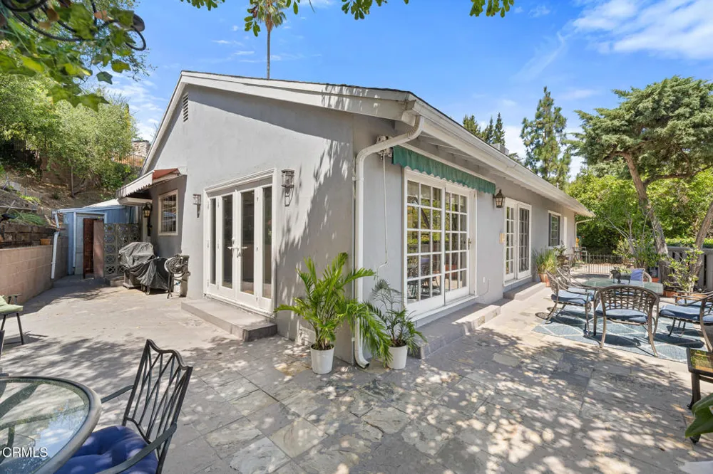 1480 E Glenoaks Boulevard Glendale, CA 91206