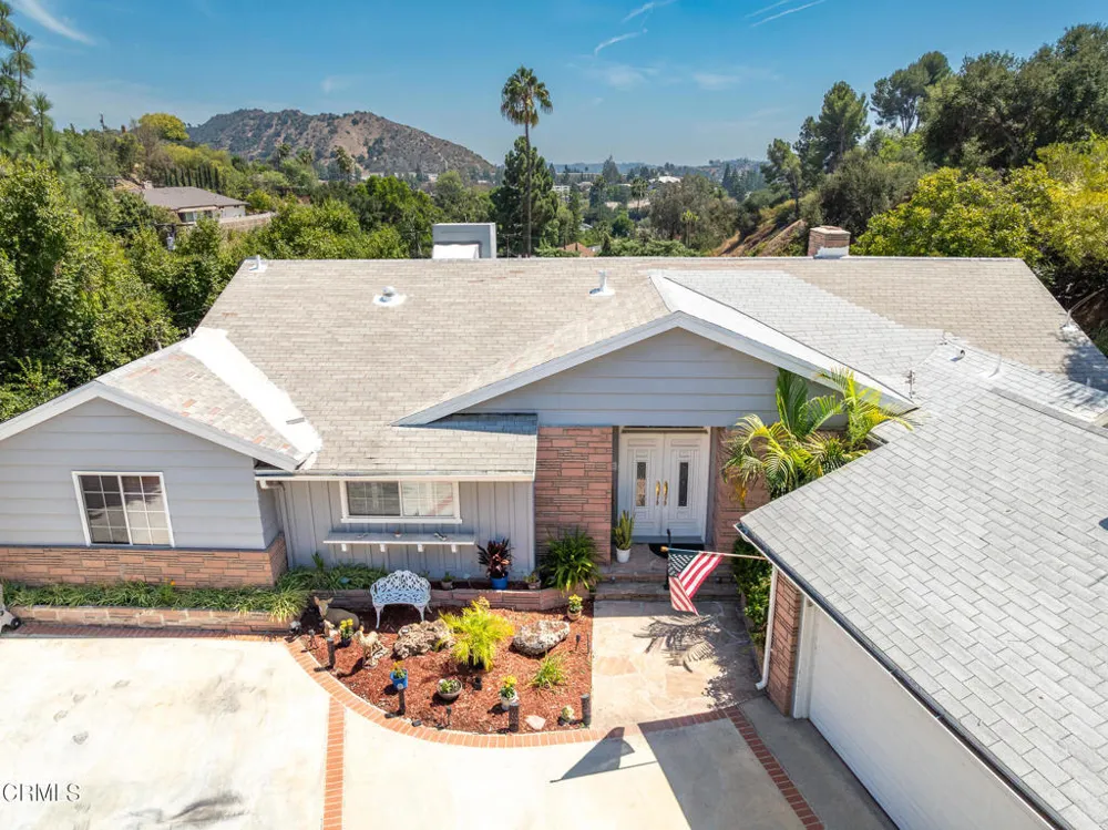 1480 E Glenoaks Boulevard Glendale, CA 91206