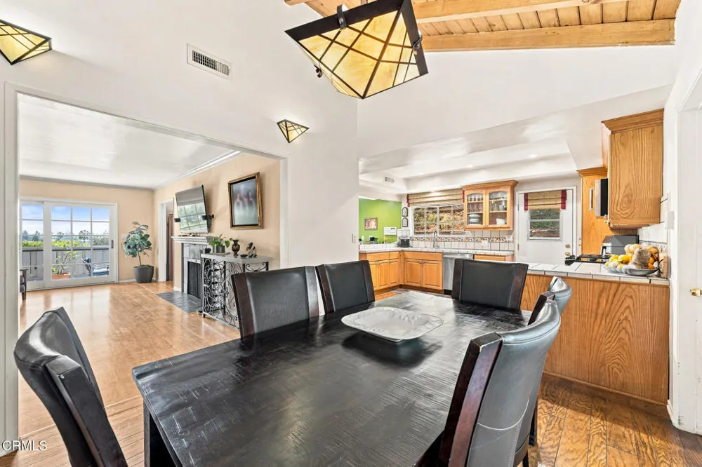 1480 E Glenoaks Boulevard Glendale, CA 91206