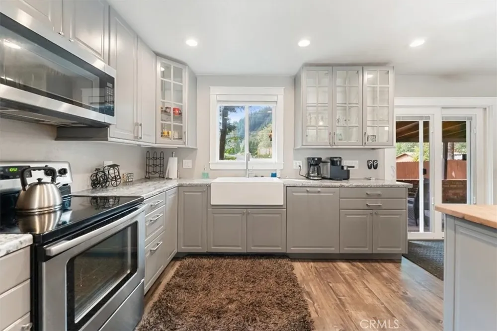 4310 Buckboard Ln Dunsmuir, CA 96025
