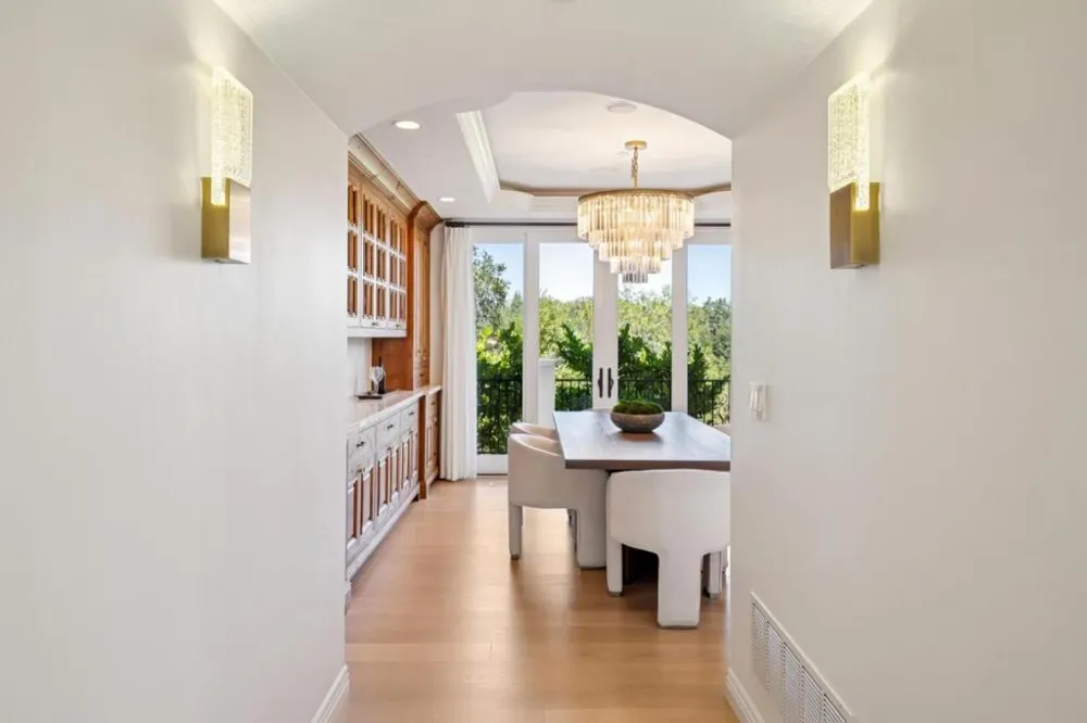 15730 Shannon Heights Road Los Gatos, CA 95032
