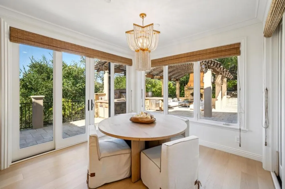 15730 Shannon Heights Road Los Gatos, CA 95032