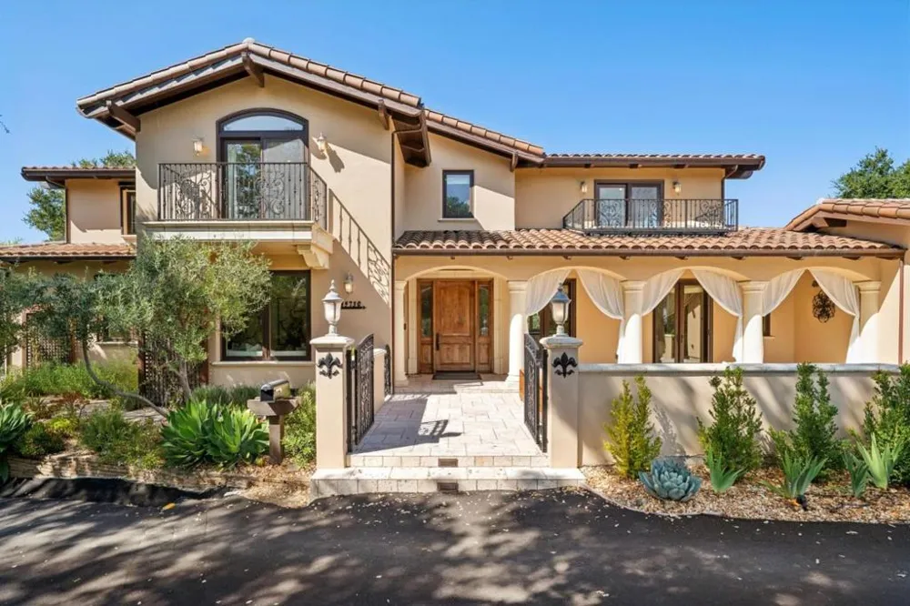 15730 Shannon Heights Road Los Gatos, CA 95032
