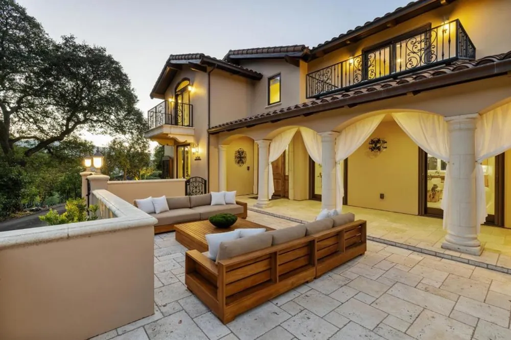 15730 Shannon Heights Road Los Gatos, CA 95032