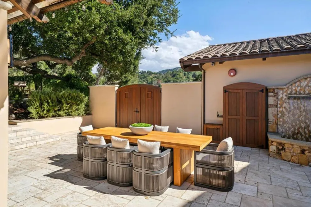 15730 Shannon Heights Road Los Gatos, CA 95032