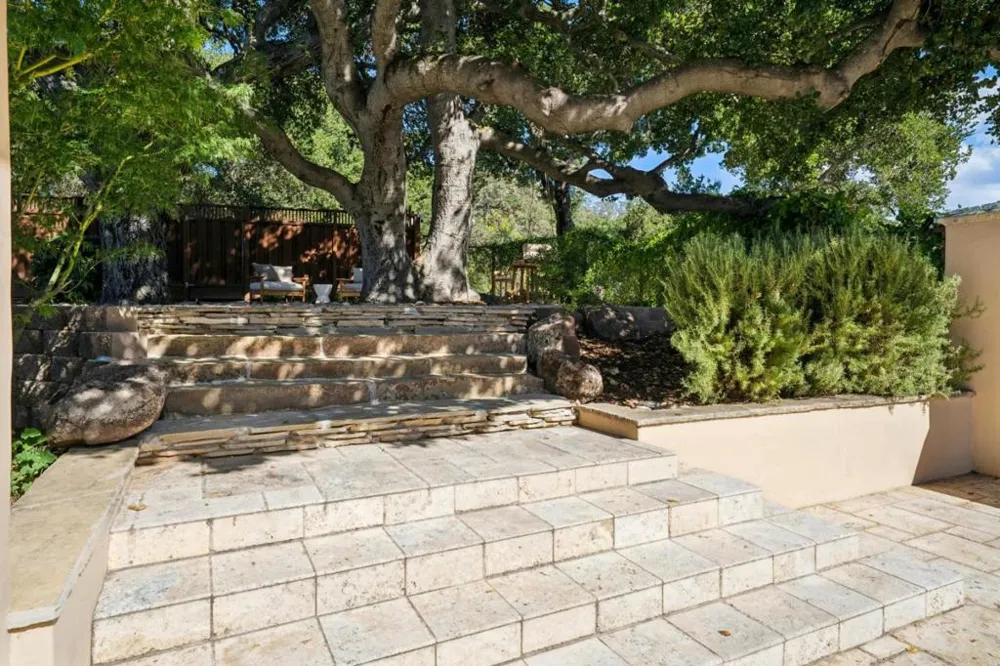 15730 Shannon Heights Road Los Gatos, CA 95032