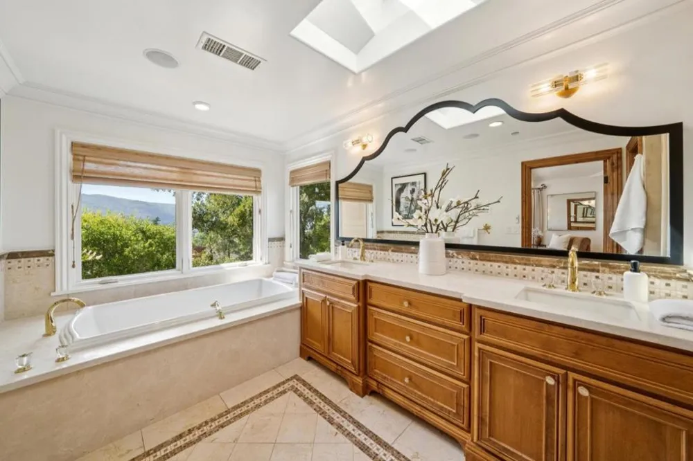 15730 Shannon Heights Road Los Gatos, CA 95032