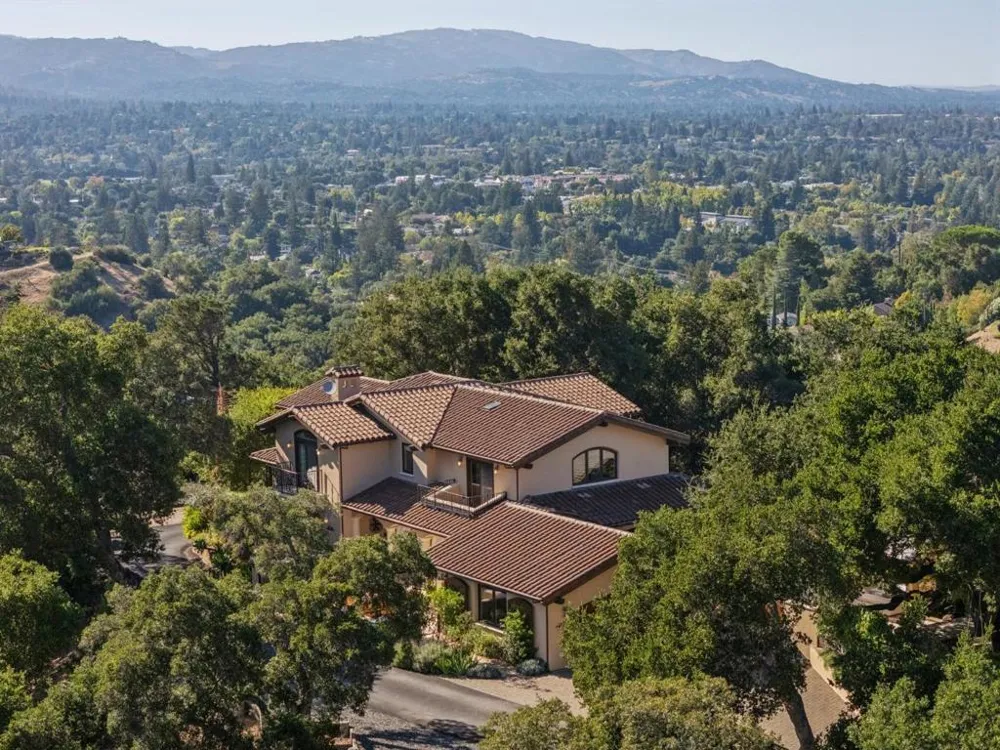 15730 Shannon Heights Road Los Gatos, CA 95032