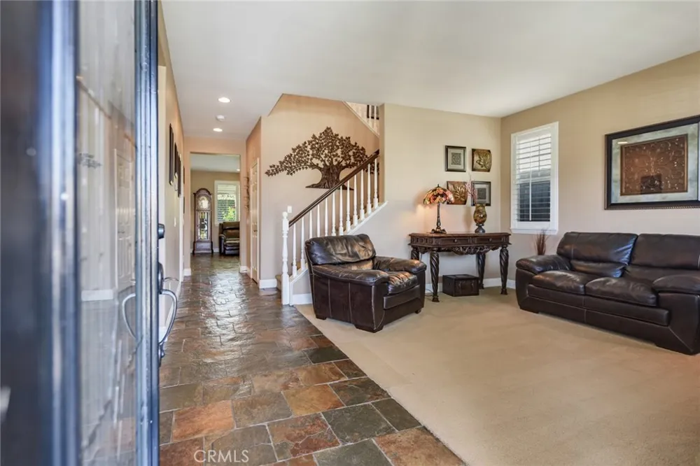 14313 Goose Eastvale, CA 92880
