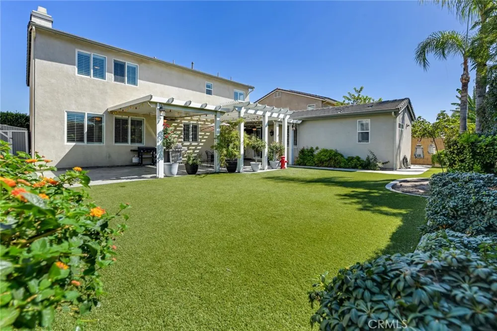 14313 Goose Eastvale, CA 92880