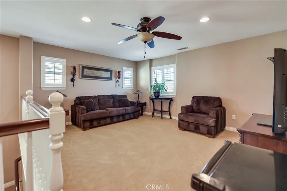 14313 Goose Eastvale, CA 92880