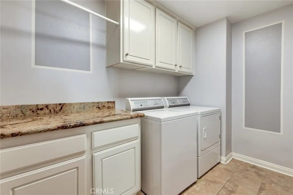 14313 Goose Eastvale, CA 92880