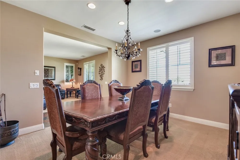 14313 Goose Eastvale, CA 92880