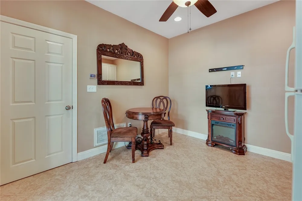 14313 Goose Street Eastvale, CA 92880