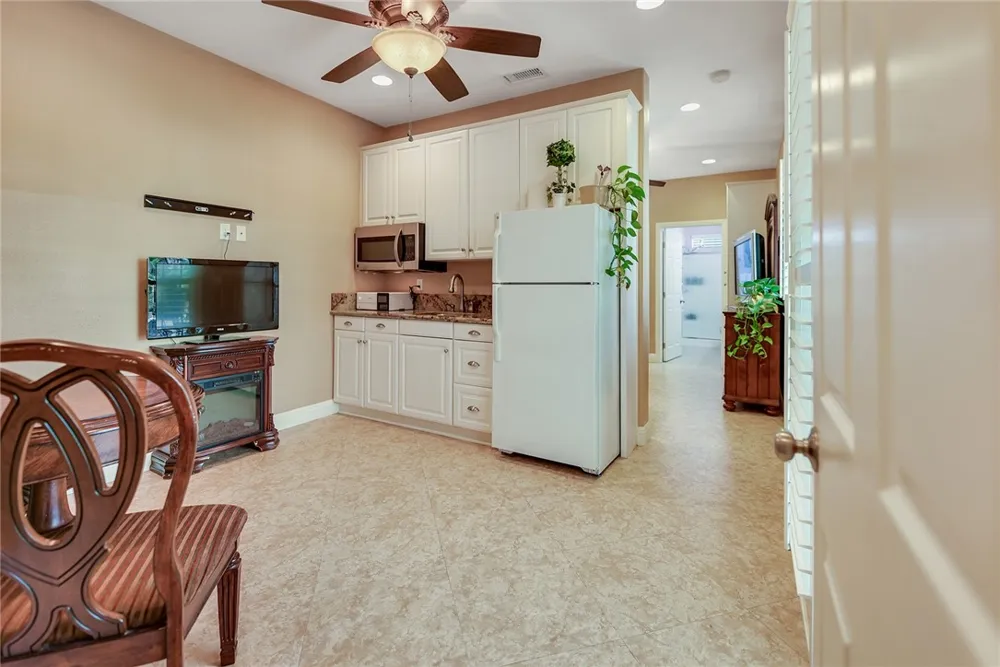 14313 Goose Street Eastvale, CA 92880