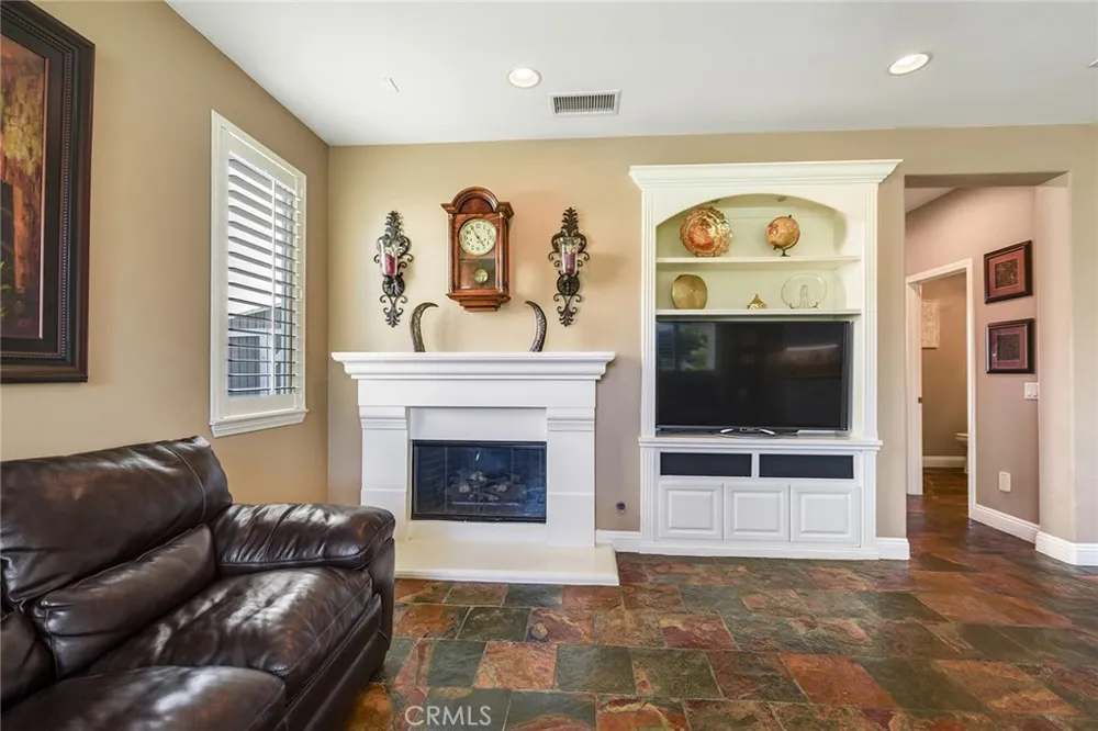 14313 Goose Street Eastvale, CA 92880
