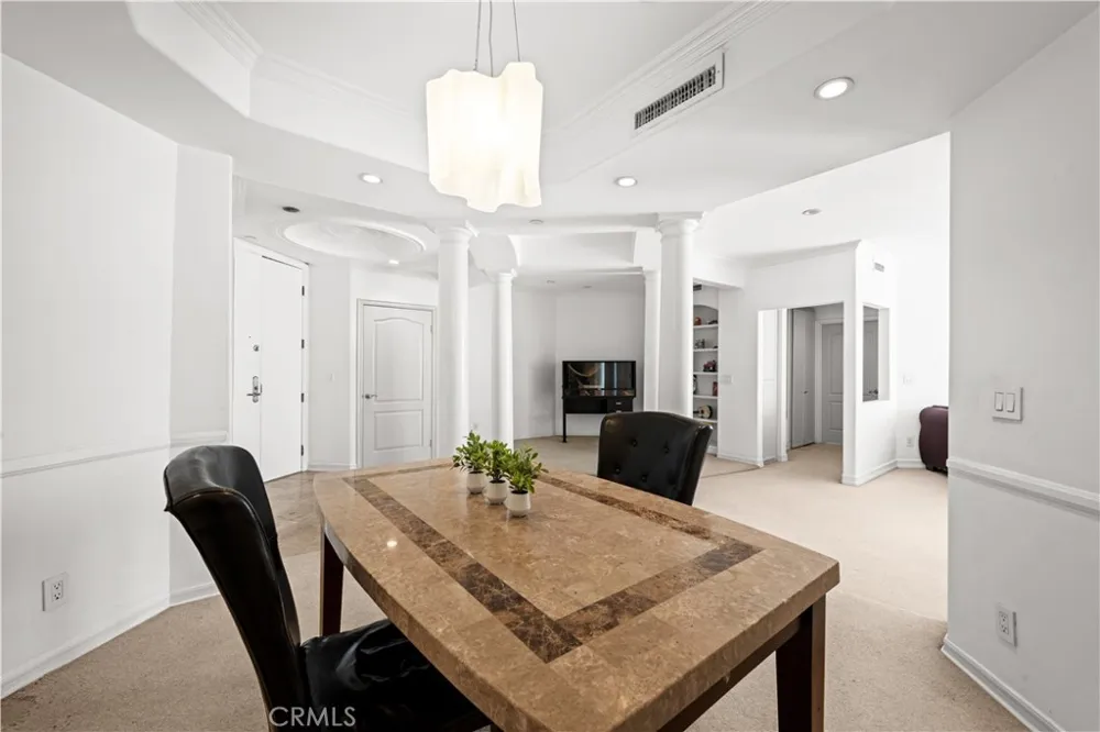 128 Swall Drive #304 Los Angeles, CA 90048