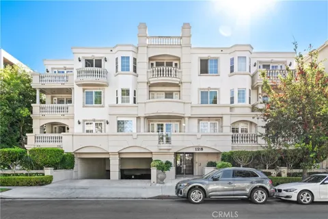 128 Swall Drive #304