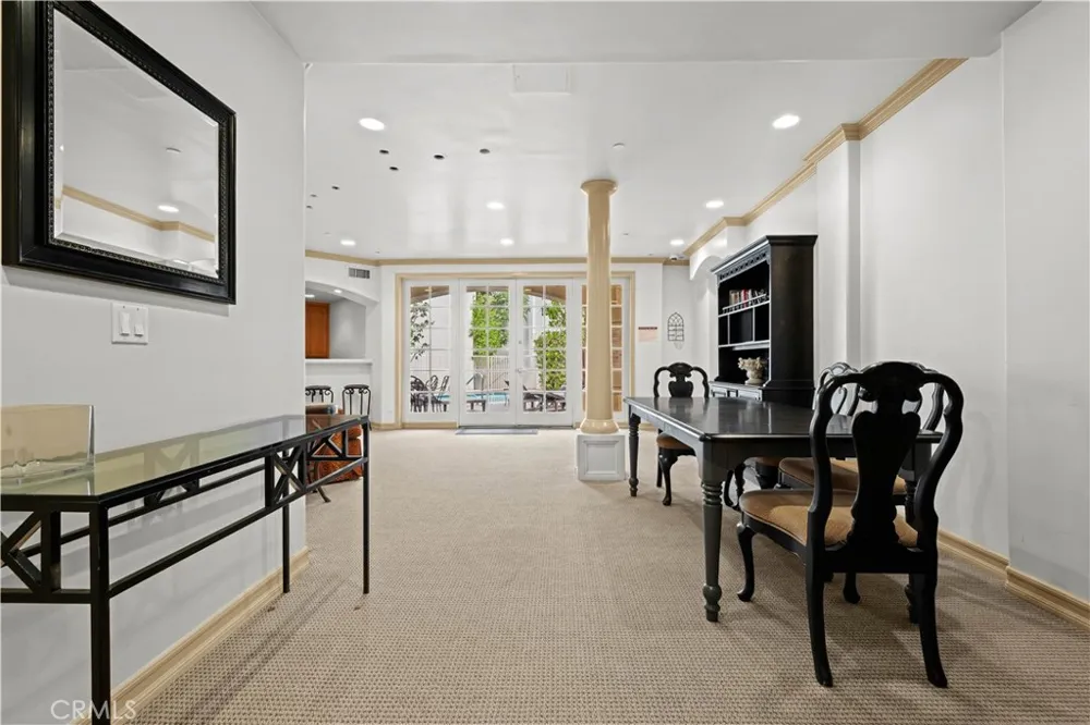128 Swall Drive #304 Los Angeles, CA 90048