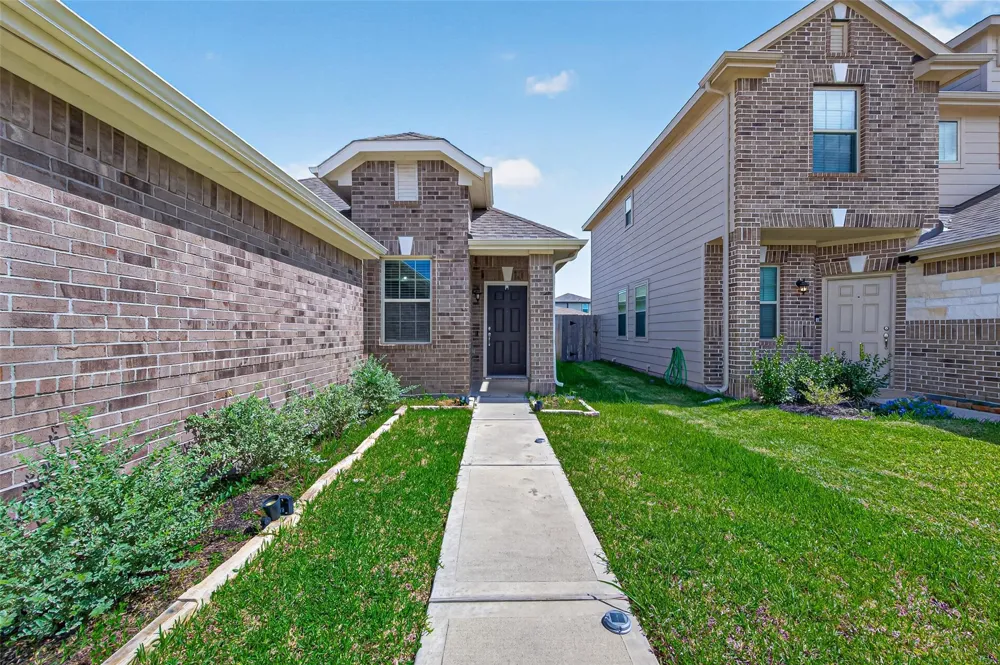 22409 Kinley Street New Caney, TX 77357