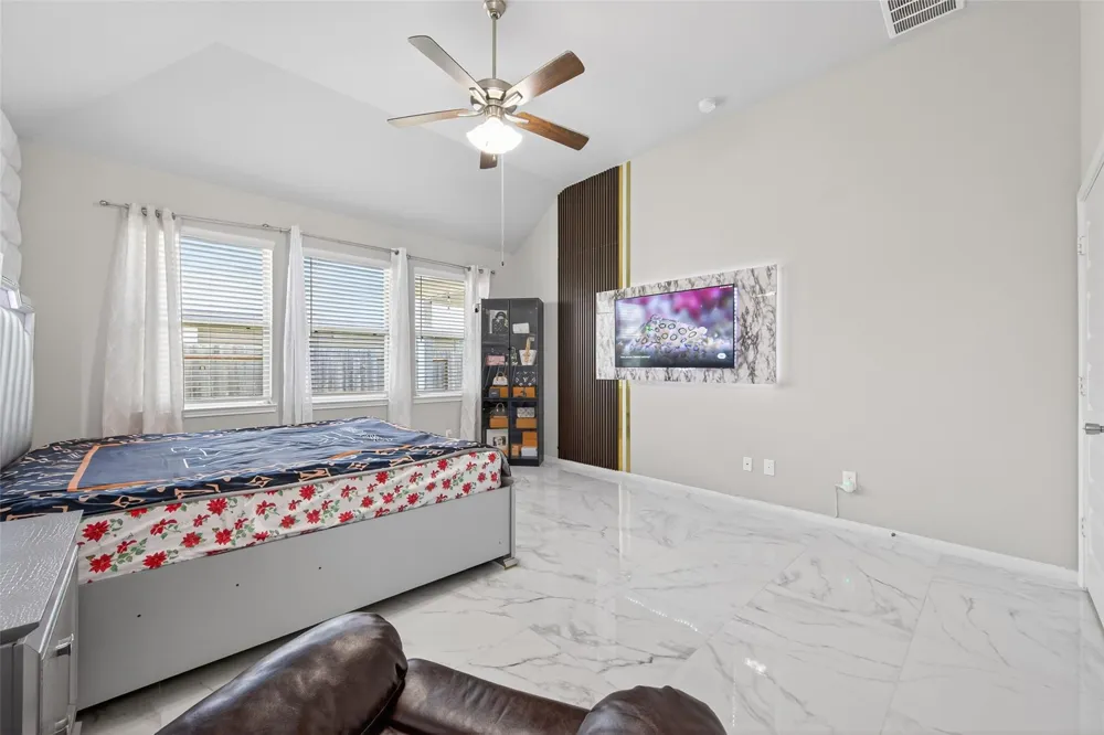 22409 Kinley Street New Caney, TX 77357