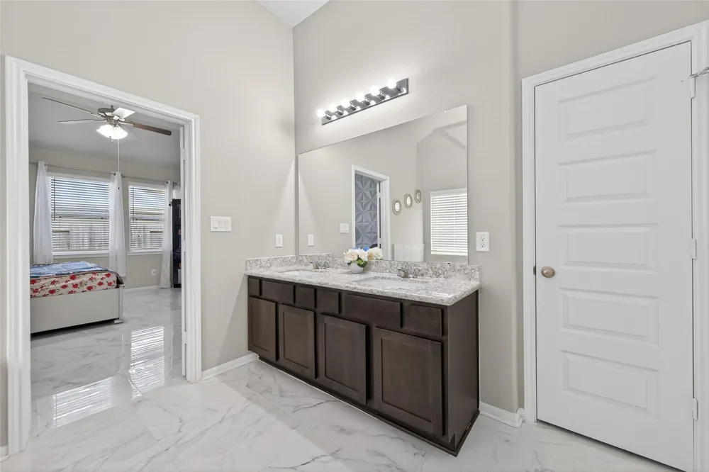 22409 Kinley Street New Caney, TX 77357