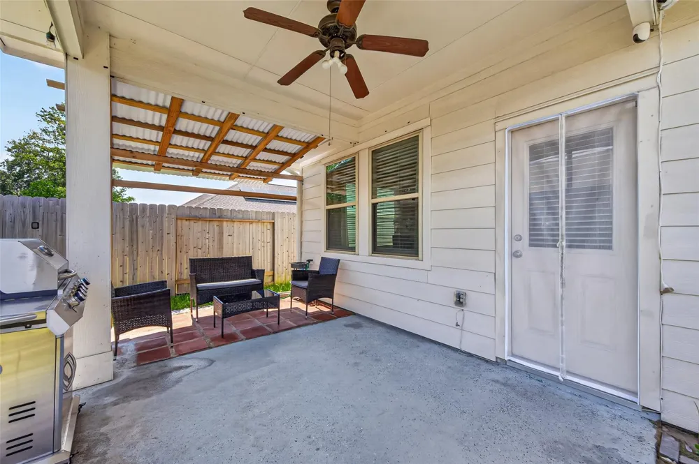 22409 Kinley Street New Caney, TX 77357