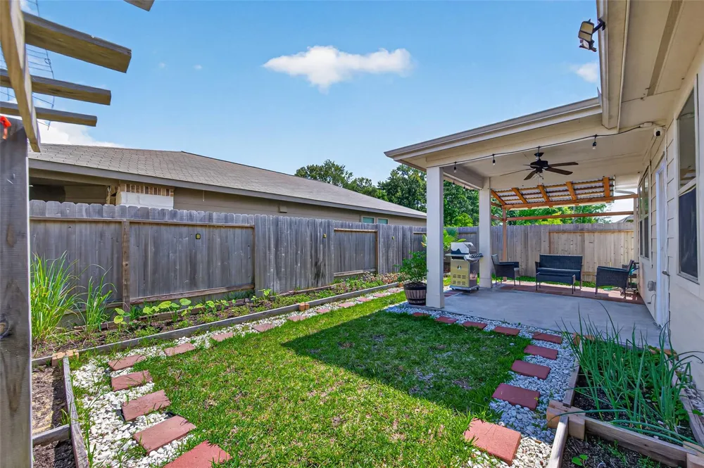 22409 Kinley Street New Caney, TX 77357