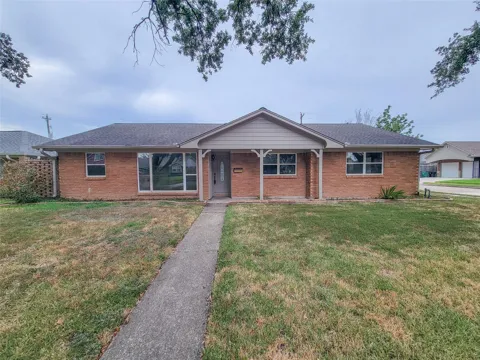 2403 Willowby