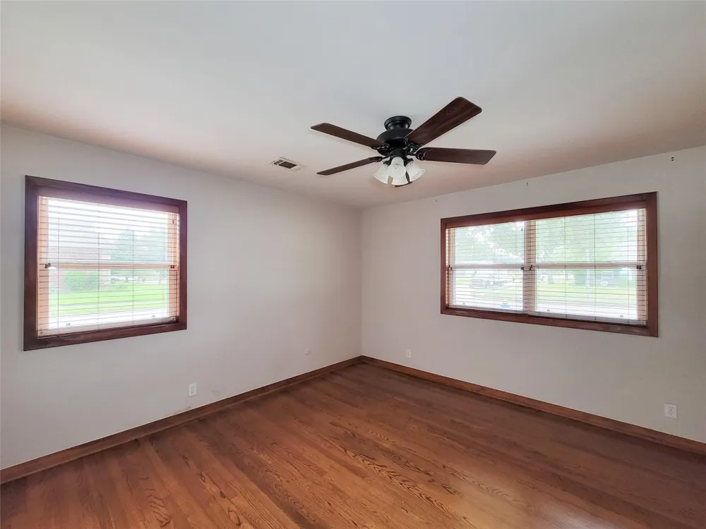 2403 Willowby Houston, TX 77008