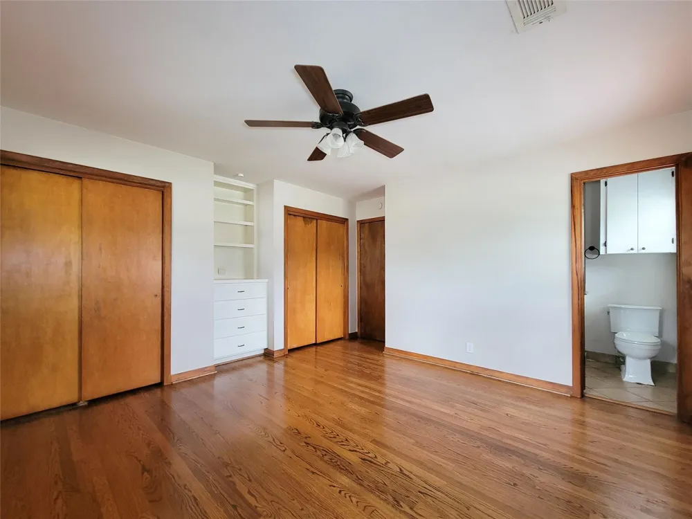 2403 Willowby Houston, TX 77008