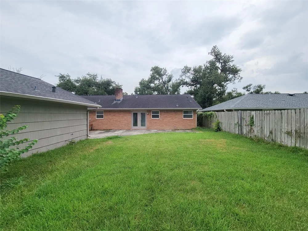 2403 Willowby Houston, TX 77008