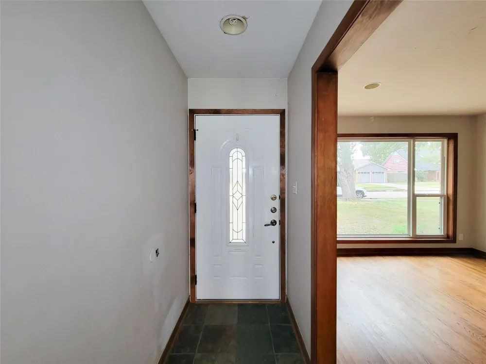 2403 Willowby Houston, TX 77008