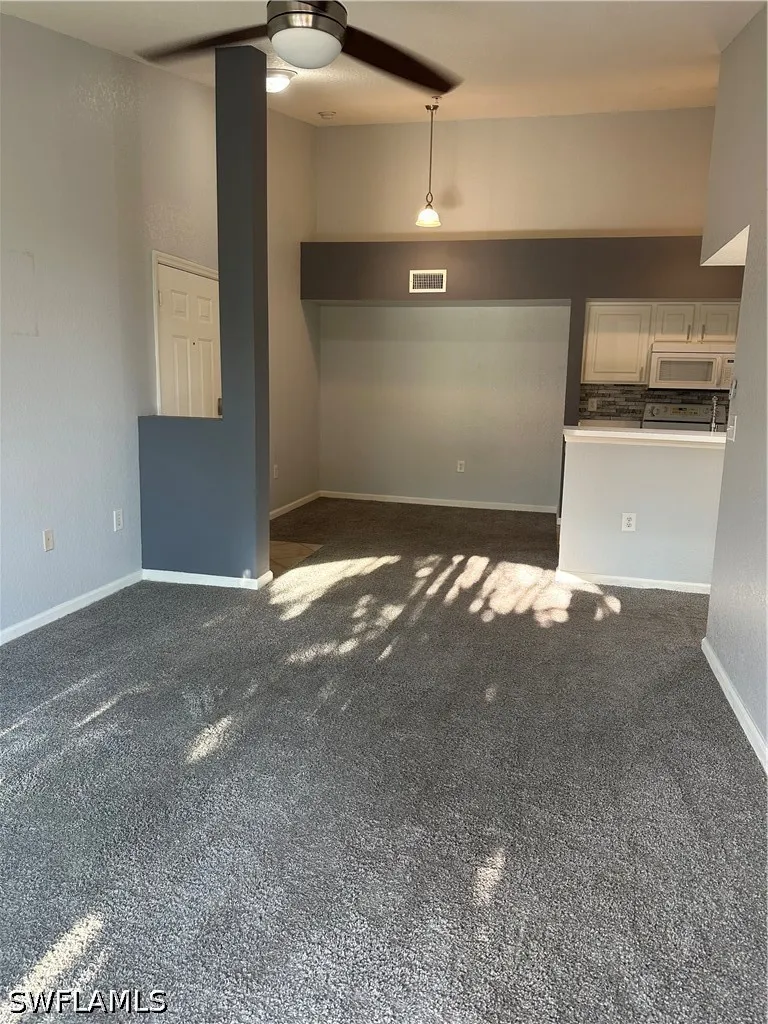 Residence Drive #323 Fort Myers, FL 33901
