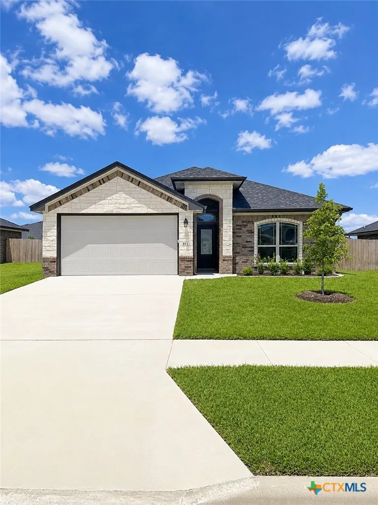 813 Waylon Circle Killeen, TX 76542